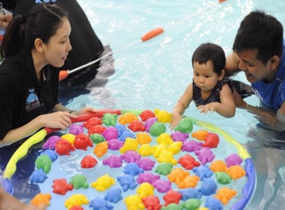 baby swimming family games_highlight 6
