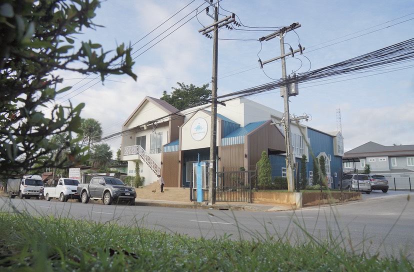 baby swimming school krabi